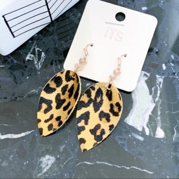 Tear Drop Faux Leather Animal Print Earrings - Picture 4 of 6